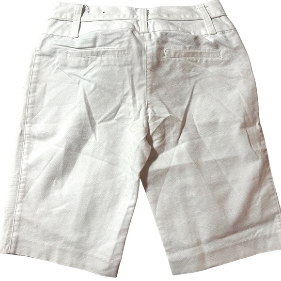 MAURICES White Dressy Wear to Work Stylish Bermuda Shorts SZ 3/4 - Picture 2 of 5